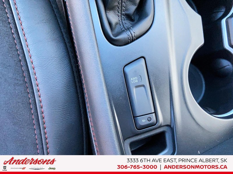 2026 Dodge Durango R/T PLUS HEMI V8 Engine / Blacktop Redline Package / McIntosh Audio