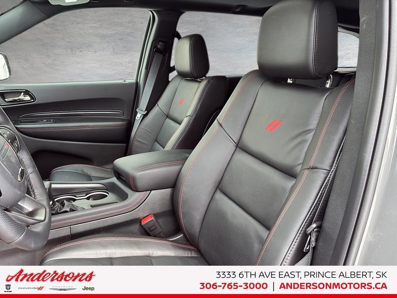 2026 Dodge Durango GT PLUS 3.6L Pentastar V6 / Uconnect 5 NAV with 10.1-inch Display / Blacktop Package