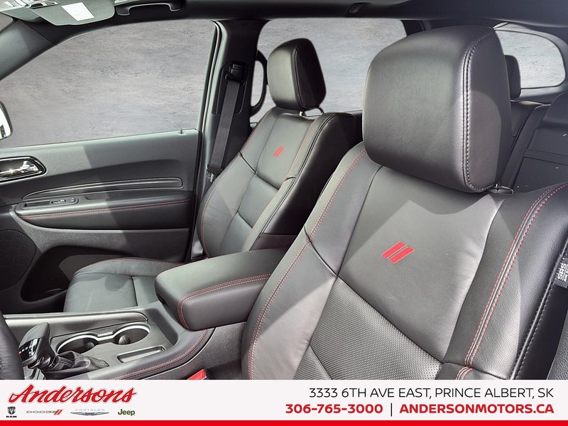 2026 Dodge Durango GT PLUS 3.6L Pentastar V6 / Uconnect 5 NAV with 10.1-inch Display / Blacktop Package