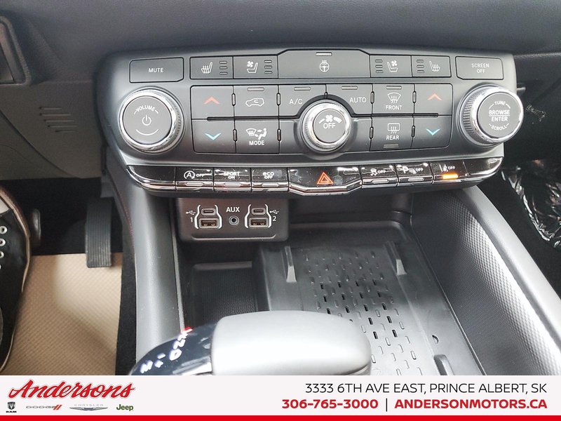 2026 Dodge Durango GT PLUS 3.6L Pentastar V6 / AWD / Ventilated Front Seats / 10.1-inch Uconnect NAV