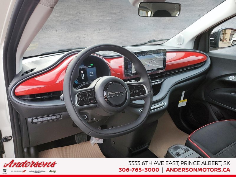 2025 Fiat 500e RED