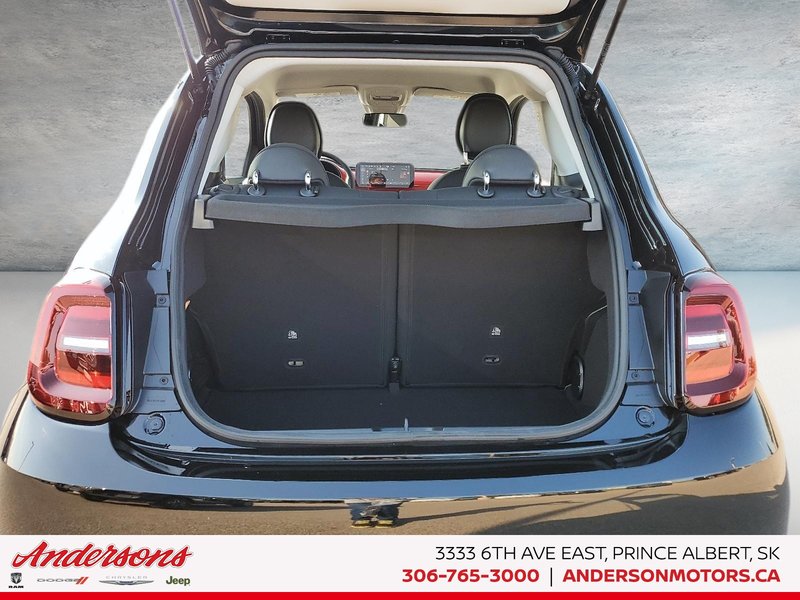 2025 Fiat 500e RED All-Electric / GPS Navigation / Heated Seats