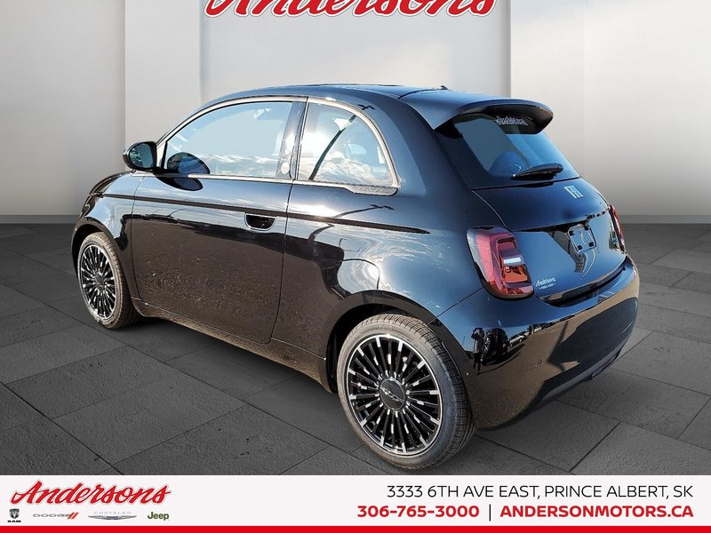 2025 Fiat 500e RED All-Electric / GPS Navigation / Heated Seats