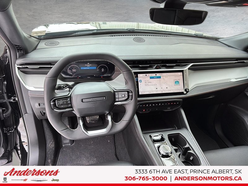 2026 Jeep Cherokee LIMITED Hybrid / Uconnect 5 with 12.3–inch display