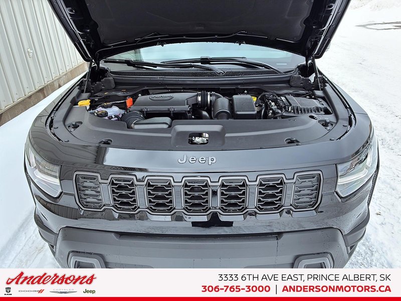 2026 Jeep Cherokee LIMITED Hybrid / Uconnect 5 with 12.3–inch display