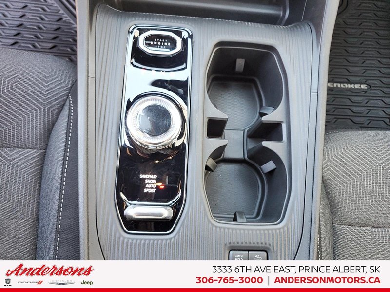 2026 Jeep Cherokee LAREDO 1.6L Turbo Hybrid / Adaptive Cruise & Lane Management / Blind-Spot & Cross-Path