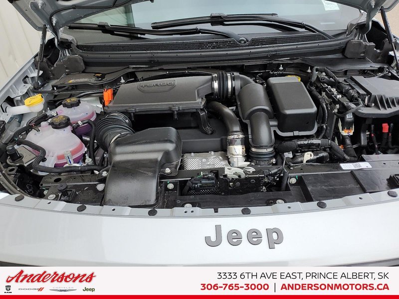 2026 Jeep Cherokee LAREDO Turbo Hybrid / Heated Seats & Wheel /  Up To 800km Range