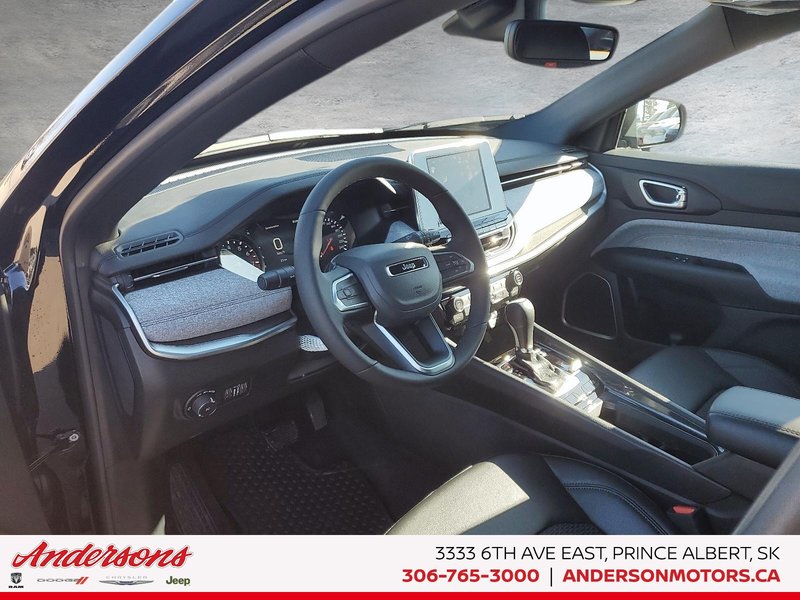 2025 Jeep Compass NORTH