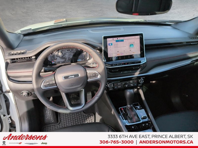 2026 Jeep Compass TRAILHAWK Sunroof / Trailer Tow Group / Premium Alpine Sound