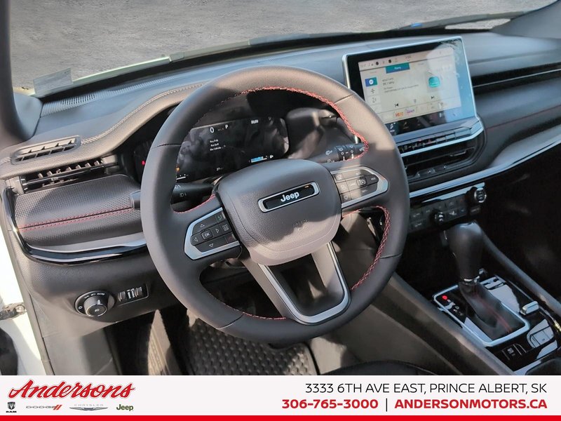 2026 Jeep Compass TRAILHAWK Sunroof / Trailer Tow Group / Premium Alpine Sound