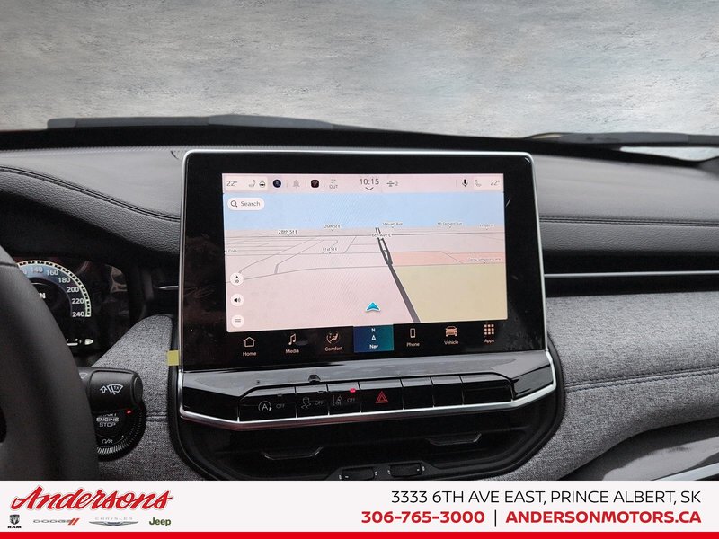 2026 Jeep Compass NORTH Convenience Group / 10.1