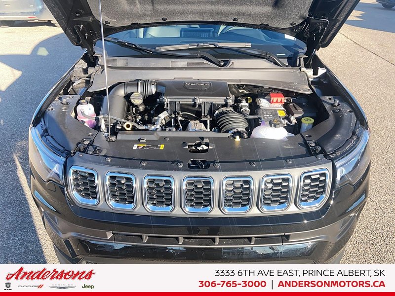 2026 Jeep Compass NORTH Altitude Package / Trailer Tow / Heated Seats & Steering