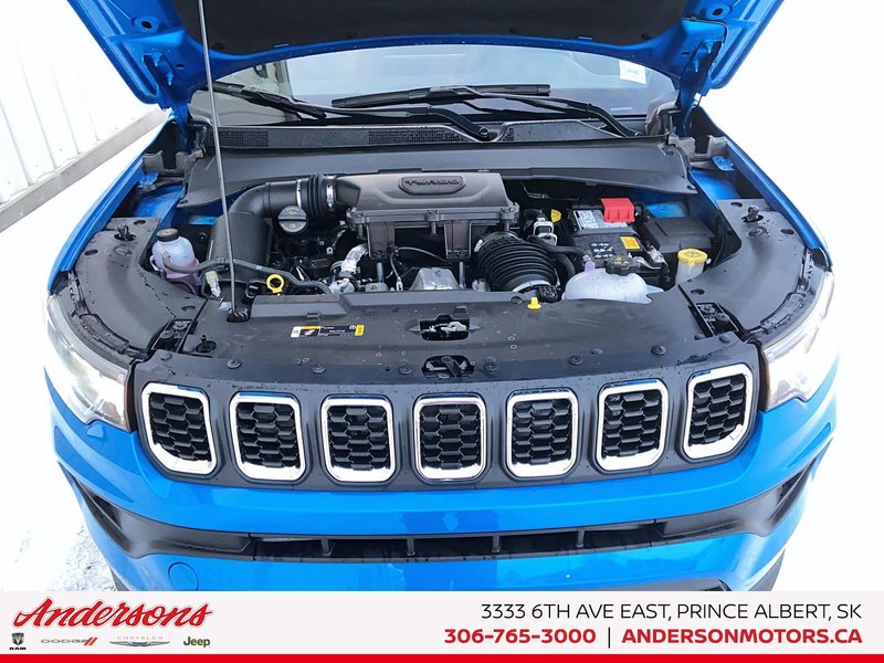 2026 Jeep Compass NORTH Heated Seats & Wheel / 10.1-Inch Uconnect NAV