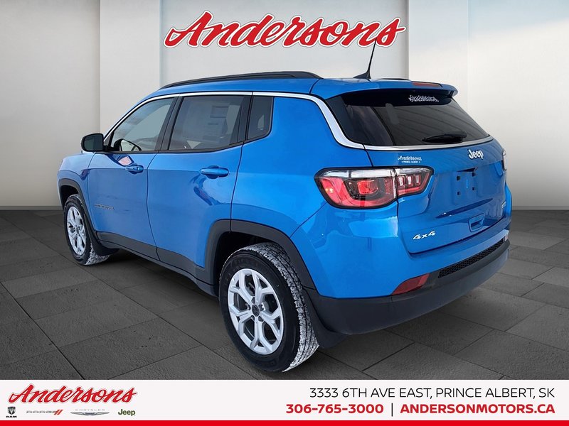 2026 Jeep Compass NORTH Heated Seats & Wheel / 10.1-Inch Uconnect NAV
