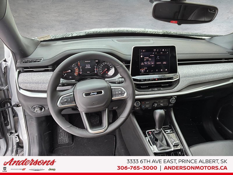 2026 Jeep Compass NORTH Heated Seats & Steering Wheel / Blind–Spot Monitoring