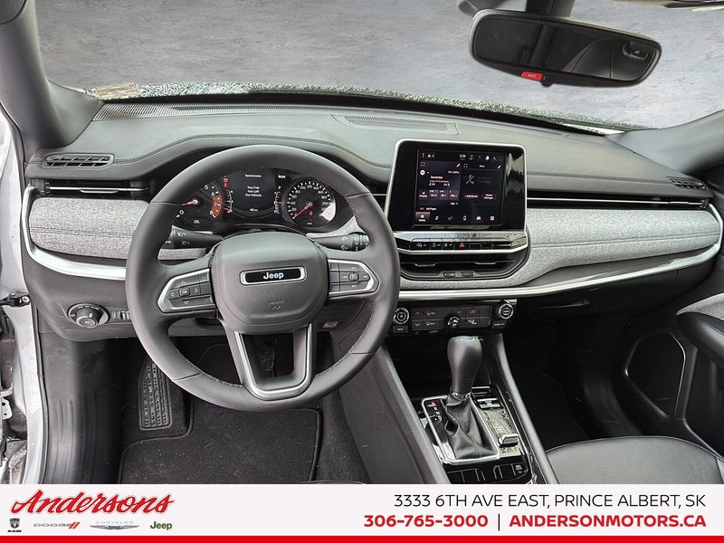 2026 Jeep Compass NORTH Heated Seats & Steering Wheel / Blind–Spot Monitoring