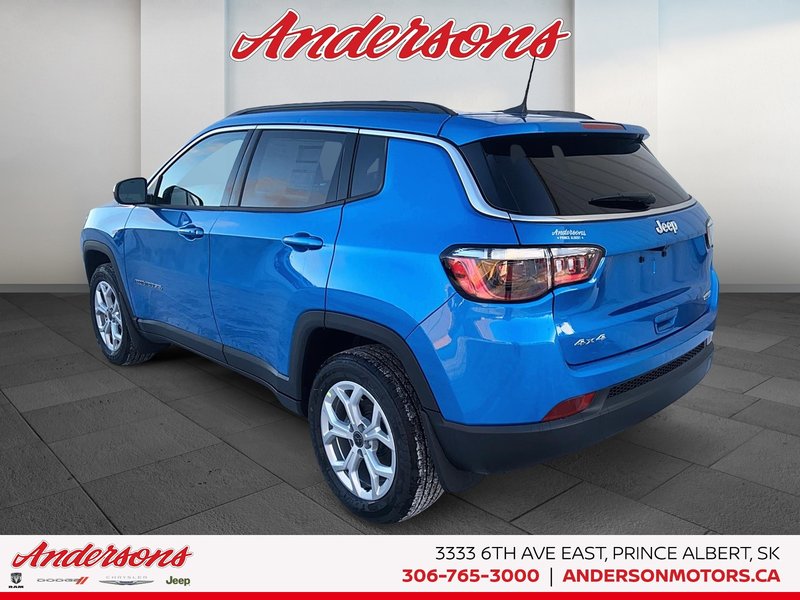 2026 Jeep Compass NORTH Heated Seats & Steering Wheel / Blind–Spot Monitoring