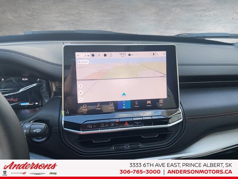 2026 Jeep Compass TRAILHAWK Panoramic Sunroof / Alpine Stereo / Trailer Tow Group