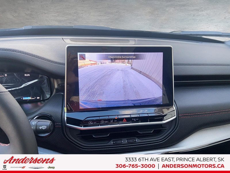 2026 Jeep Compass TRAILHAWK Panoramic Sunroof / Alpine Stereo / Trailer Tow Group