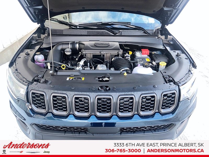 2026 Jeep Compass TRAILHAWK Panoramic Sunroof / Alpine Stereo / Trailer Tow Group