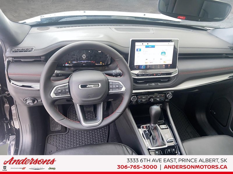 2026 Jeep Compass TRAILHAWK Panoramic Sunroof / Alpine Stereo