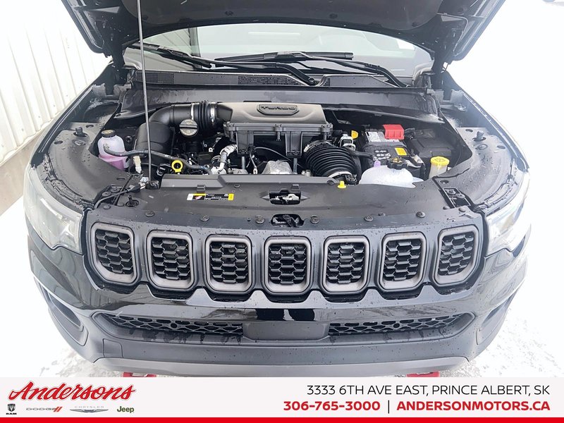 2026 Jeep Compass TRAILHAWK Panoramic Sunroof / Alpine Stereo
