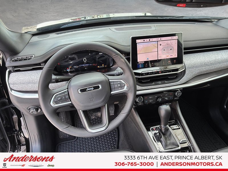 2026 Jeep Compass NORTH Heated Seats & Wheel / 10.1-Inch Uconnect NAV