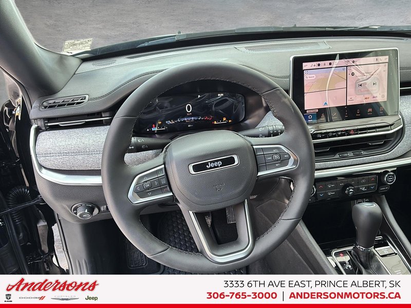2026 Jeep Compass NORTH Heated Seats & Wheel / 10.1-Inch Uconnect NAV
