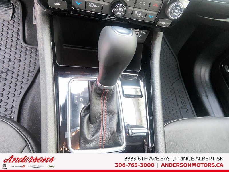 2026 Jeep Compass Trailhawk 2.0L Turbo / Class III Hitch  / Premium Alpine Audio
