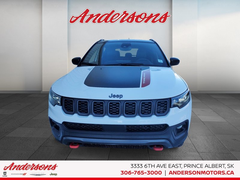 2026 Jeep Compass TRAILHAWK Panoramic Sunroof / Alpine Stereo / Trailer Tow Group