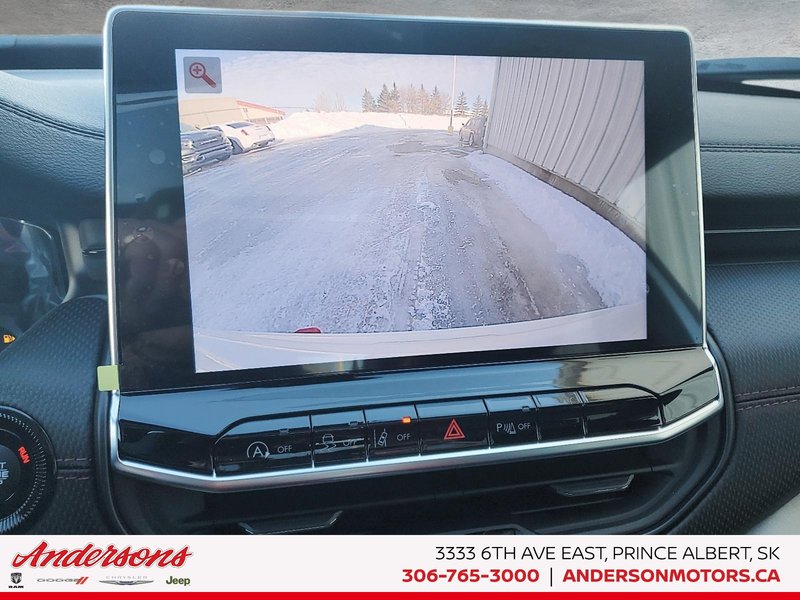 2026 Jeep Compass TRAILHAWK Panoramic Sunroof / Alpine Stereo / Trailer Tow Group