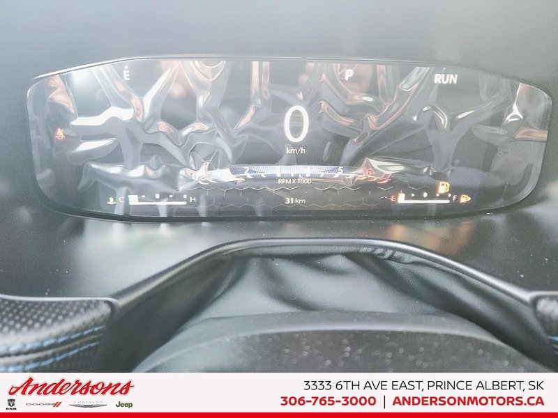 2026 Jeep Compass NORTH Altitude Special Edition / Dual-Pane Panoramic Sunroof / 10.1-Inch Uconnect NAV