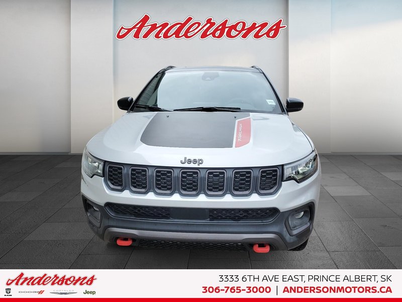2026 Jeep Compass TRAILHAWK Panoramic Sunroof / Alpine Stereo / Trailer Tow Group