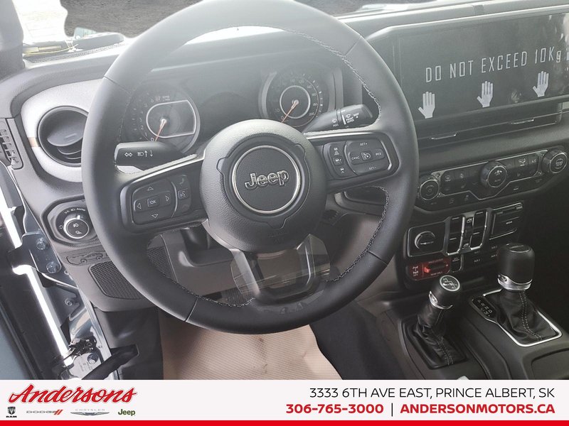 2026 Jeep Gladiator WILLYS Proximity Key / Off-Road Plus Mode