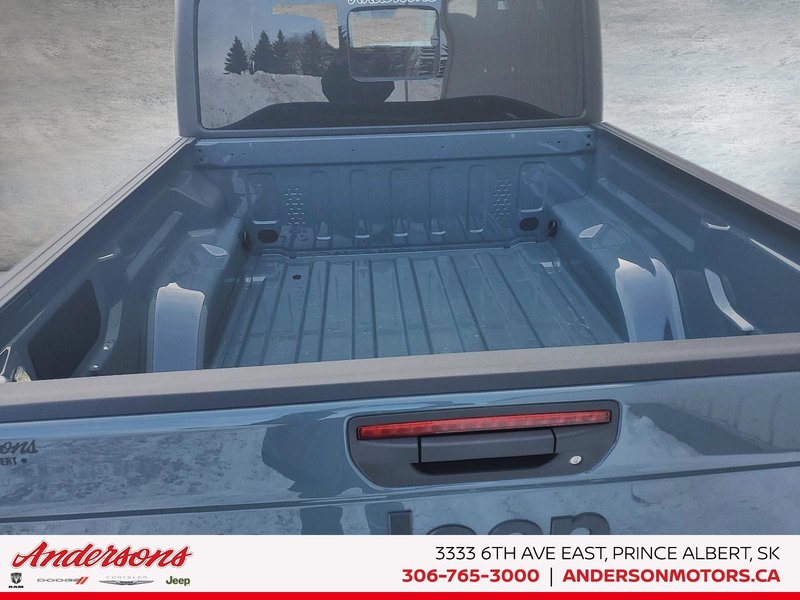 2026 Jeep Gladiator WILLYS Proximity Key / Off-Road Plus Mode
