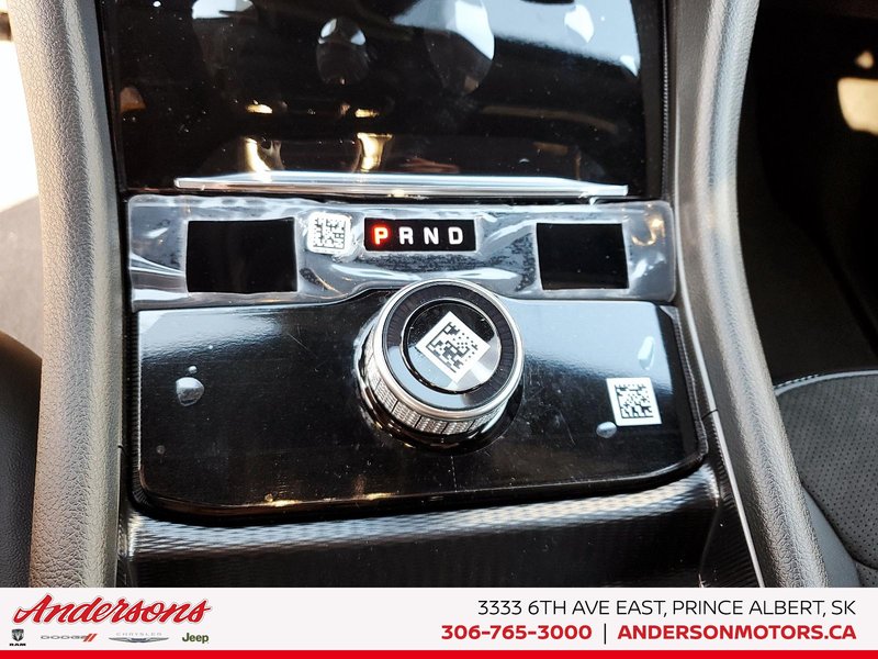 2025 Jeep Grand Cherokee L ALTITUDE Altitude Package / Trailer Tow / Wireless Charging