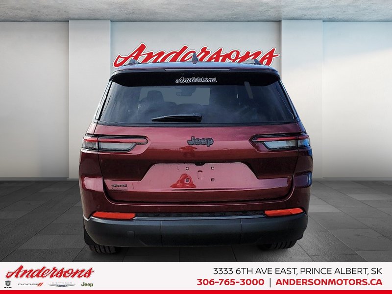 2025 Jeep Grand Cherokee L ALTITUDE Altitude Package / Trailer Tow / Heated Seats & Steering