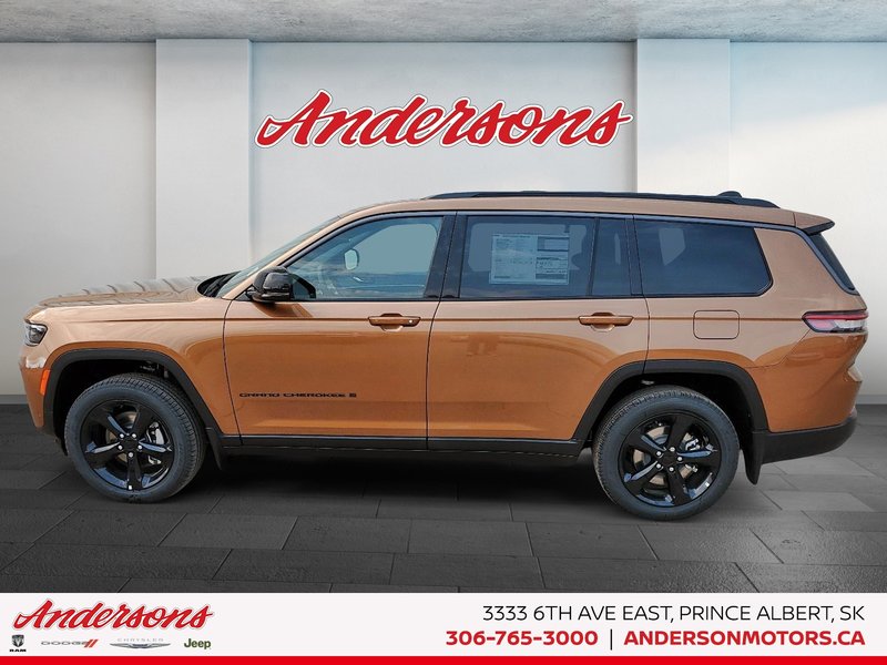 2026 Jeep Grand Cherokee L LIMITED 2.0L Turbo / 506-watt nine-speaker audio / Panoramic Roof