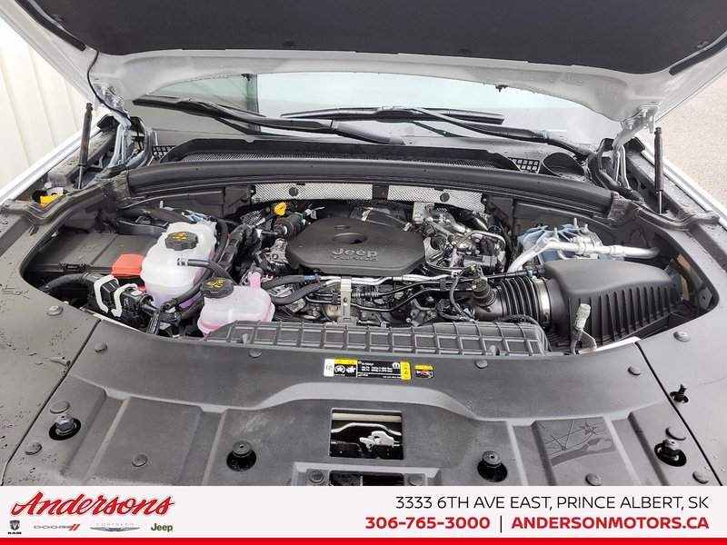 2026 Jeep Grand Cherokee L ALTITUDE 2.0L Turbo / Tons Of Safety And Convenience Tech