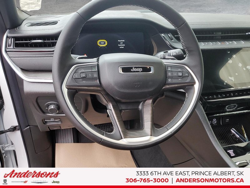 2026 Jeep Grand Cherokee L ALTITUDE 2.0L Turbo / Tons Of Safety And Convenience Tech