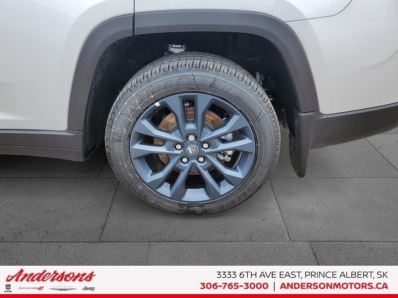 2026 Jeep Grand Cherokee L 85TH ANNIVERSARY Off Road Ready / High Performance Audio / ParkSense