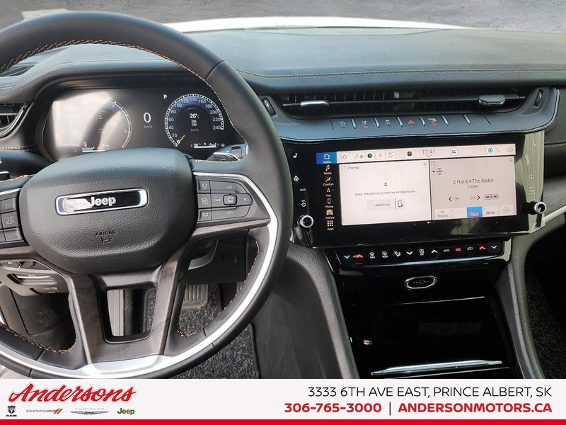 2026 Jeep Grand Cherokee L 85TH ANNIVERSARY Off Road Ready / High Performance Audio / ParkSense