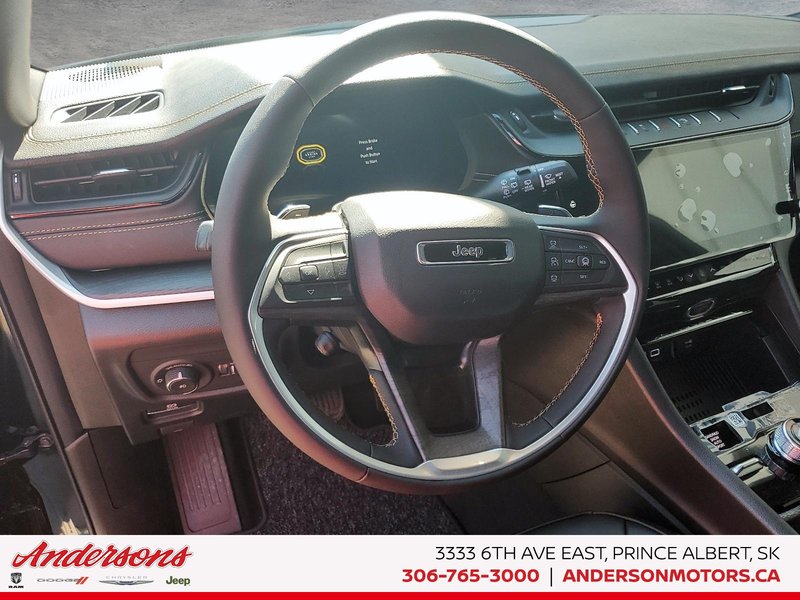 2026 Jeep Grand Cherokee L 85TH ANNIVERSARY Off Road Ready / High Performance Audio / ParkSense