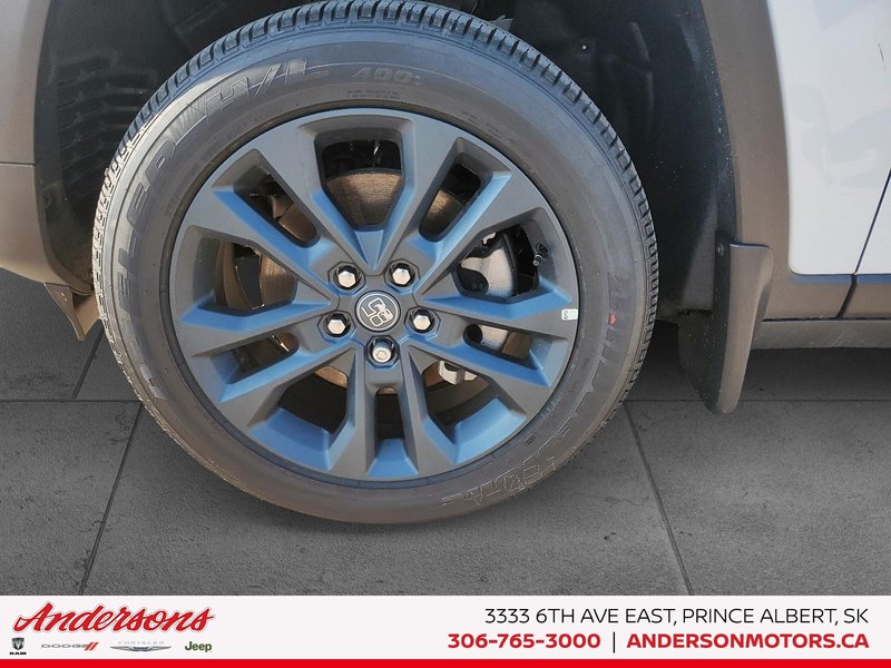 2026 Jeep Grand Cherokee L 85TH ANNIVERSARY Off Road Ready / High Performance Audio / ParkSense
