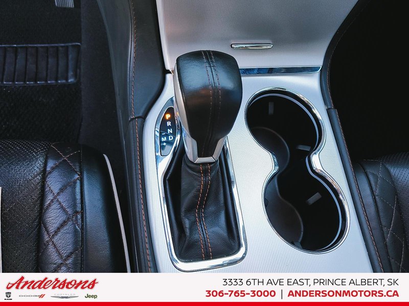 2020 Jeep Grand Cherokee Summit Laguna Leather / 20-In. Platinum Wheels / Adaptive Cruise Control