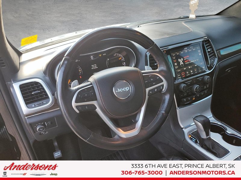 2020 Jeep Grand Cherokee Summit Laguna Leather / 20-In. Platinum Wheels / Adaptive Cruise Control