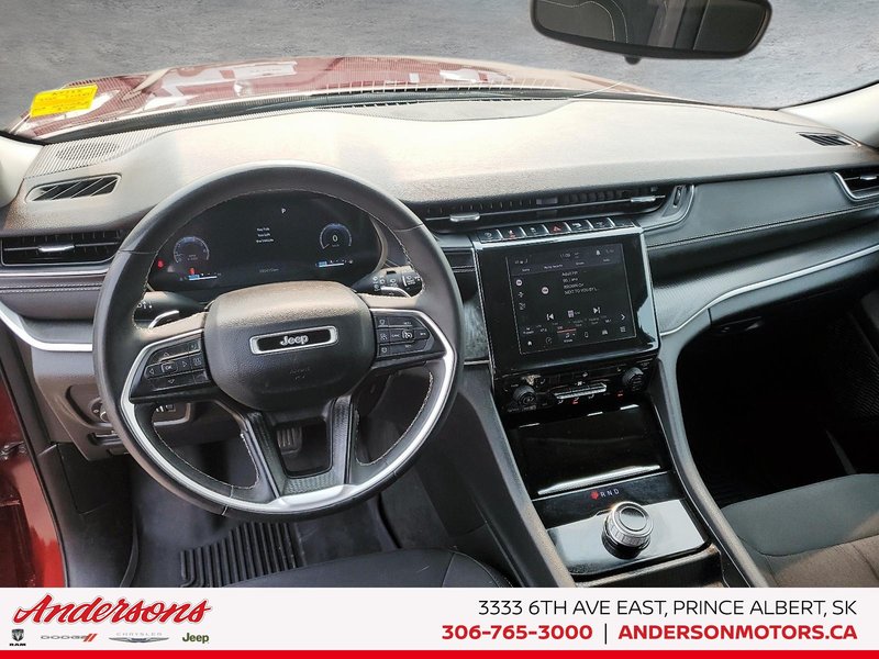 2023 Jeep Grand Cherokee Laredo
