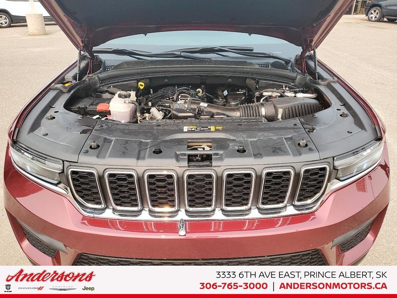 2023 Jeep Grand Cherokee Laredo