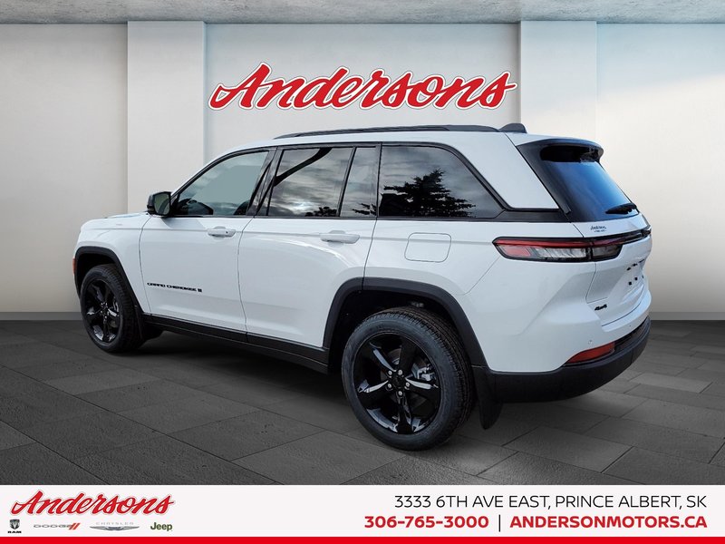 2025 Jeep Grand Cherokee LIMITED Black Appearance / Sunroof / Alpine Stereo
