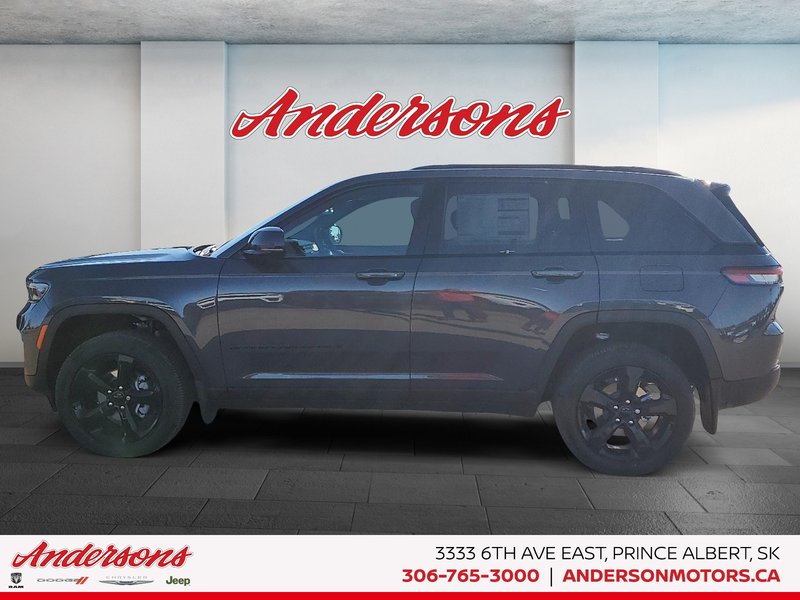 2025 Jeep Grand Cherokee LAREDO ALTITUDE Adaptive Cruise Control / Trailer Tow